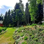 Goralka Apartment *